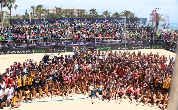 AM Team Almería y Algeciras se imponen en la Copa de España de balonmano playa disputada en Torrox