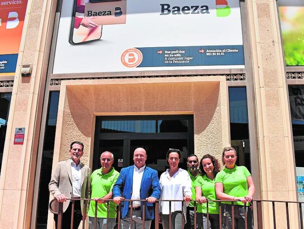 Baeza abre su primer centro logístico fuera de Andalucía