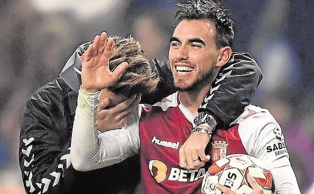 El Málaga, a la espera de los resultados de las negociaciones para el traspaso de Horta