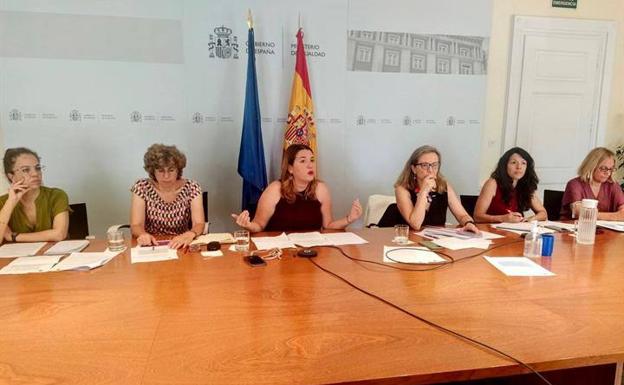 Igualdad y CC AA crearán comités de crisis ante los repuntes de feminicidios