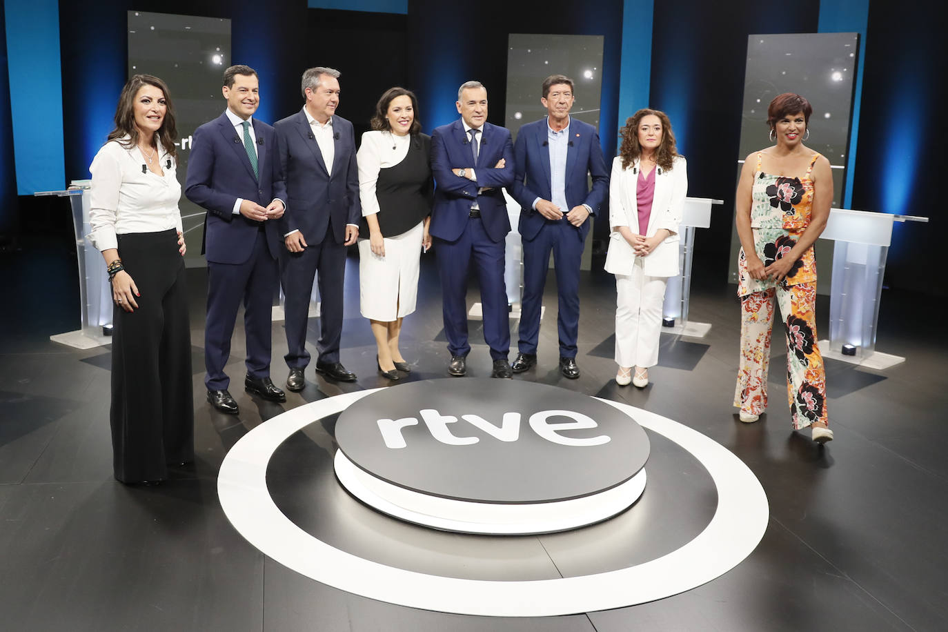 Dos visiones contrapuestas sobre la situación de Andalucía chocan en el primer debate electoral