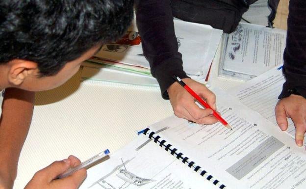 Inspectores de Educación piden revisar el modelo laboral para 'blindar' su independencia