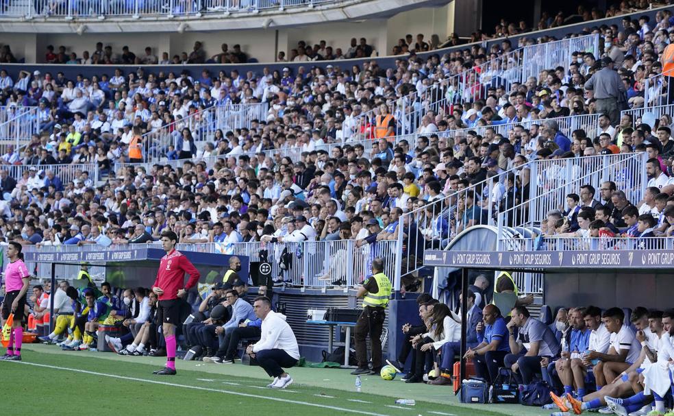 El Málaga lanza sus nuevos abonos con los mismos precios que en la campaña 2019-20