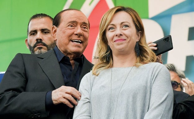 ¿Quién es Giorgia Meloni, la exministra de Berlusconi que dará un mitin con Macarena Olona en Marbella?