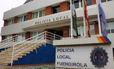 La Policía Local de Fuengirola rescata a un hombre de 88 años que quedó colgado de su balcón