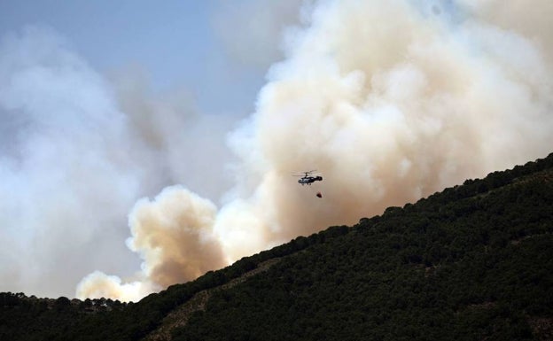 El fiscal cree que el incendio de Sierra Bermeja se originó por «imprudencia» en unos trabajos con maquinaria pesada