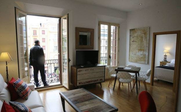 El TSJA tumba la tasa de basura para viviendas turísticas impuesta por el Ayuntamiento de Málaga