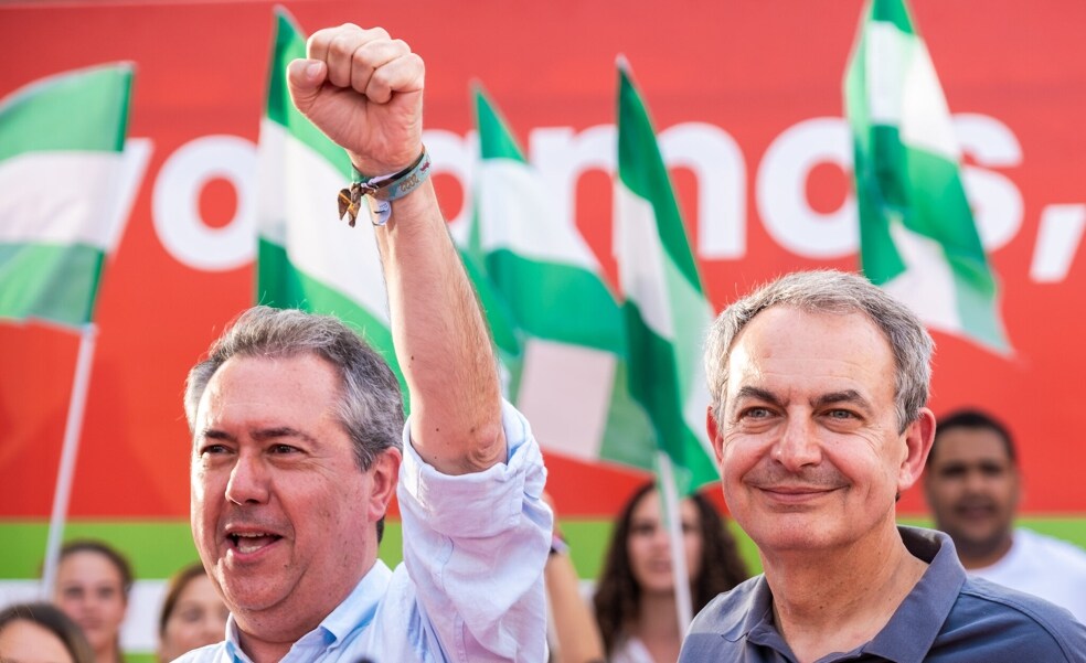 Zapatero exhibe su «orgullo extraordinario» por los presidentes socialistas andaluces