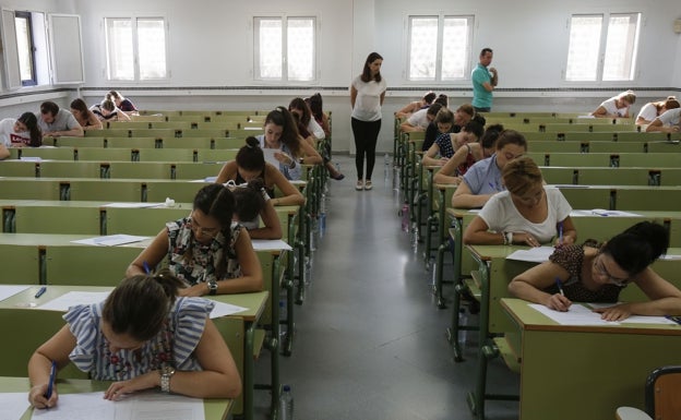 Los exámenes para las oposiciones a maestros ocuparán 170 aulas de la Universidad de Málaga