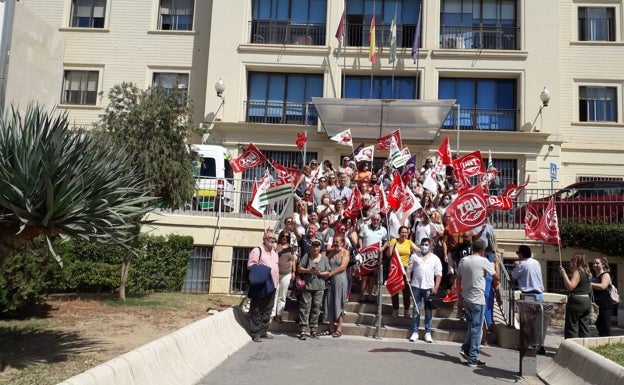 CC OO y UGT desconvocan la huelga de limpieza en hospitales del SAS de Málaga tras un acuerdo con la empresa