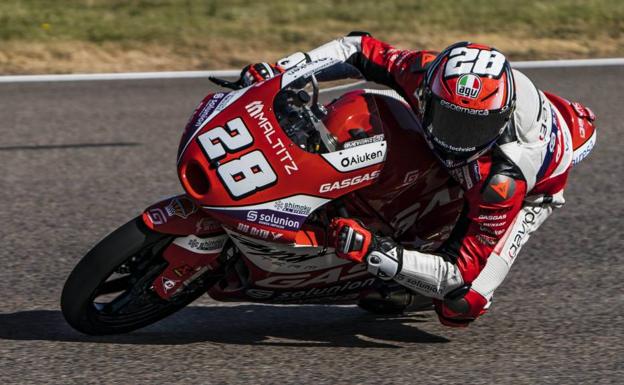 Guevara presenta su candidatura al título