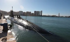 El submarino Tramontana de la Armada Española ya está en el Puerto de Málaga