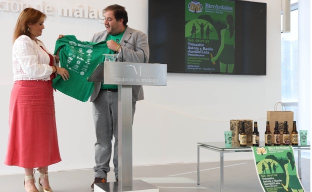 Ardales celebra su primera fiesta de la cerveza
