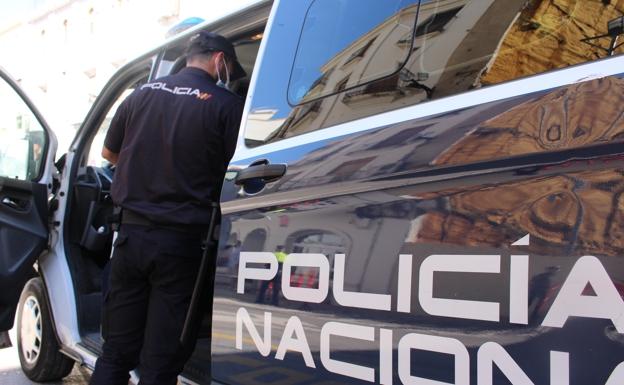 La mujer asesinada en Sevilla murió desangrada tras recibir cien puñaladas
