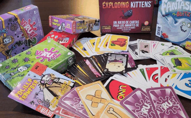 Siete juegos de cartas para mantener a los niños lejos de las pantallas este verano