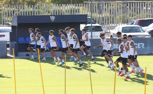 El Málaga arranca este lunes la pretemporada con caras nuevas