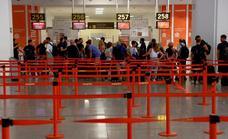Tres vuelos cancelados en Málaga por la huelga de EasyJet