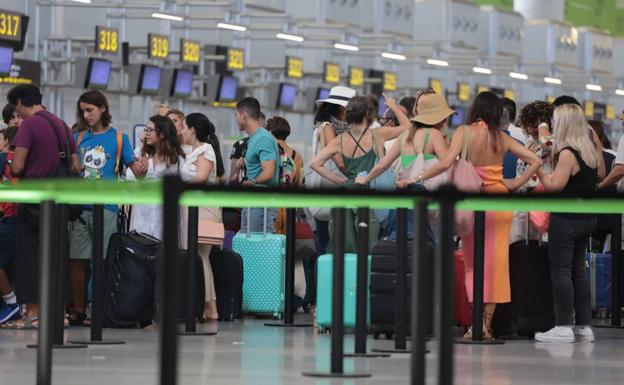 La huelga de EasyJet y Ryanair complica las vacaciones