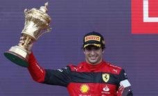 Imperial victoria de Sainz en un GP de Gran Bretaña inolvidable