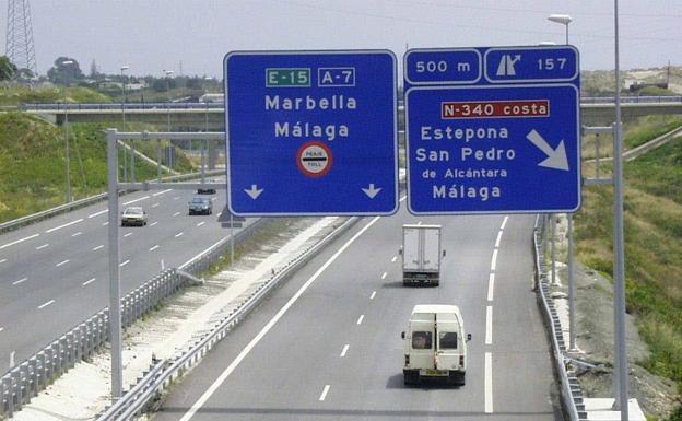 Investigada por circular 17 kilómetros en sentido contrario en la AP-7 entre Manilva y Estepona