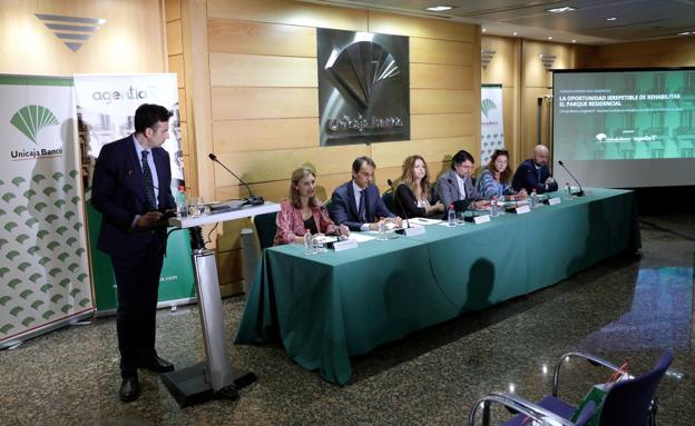 Así son las ayudas para la rehabilitación de edificios que la Junta lanzará en septiembre