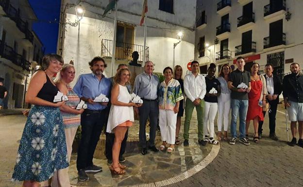 Casares conmemora dos décadas repartiendo solidaridad por el mundo