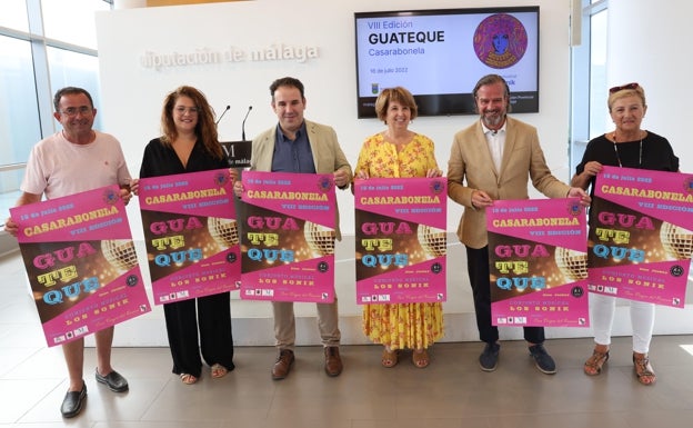 Casarabonela recupera su guateque de verano con música en directo, pasacalles y concursos