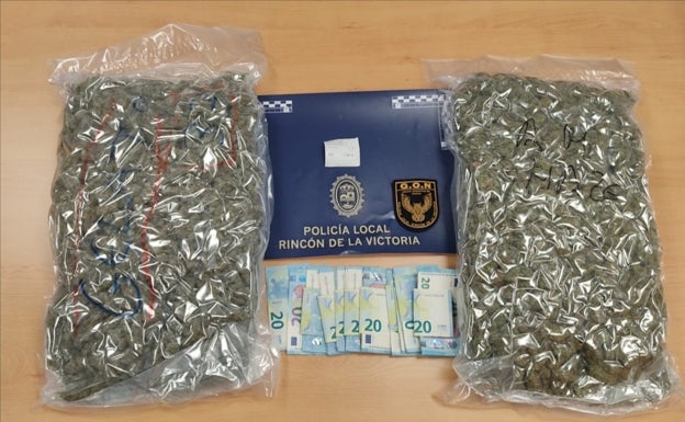 Arrestado por llevar más de dos kilos de marihuana en su coche en Rincón de la Victoria