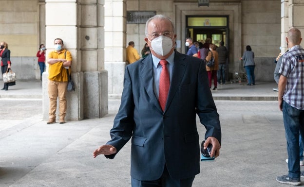 Procesan al exdirector de Empleo en una pieza de los ERE en la que se excluye al exconsejero Antonio Fernández