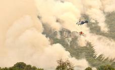 Desalojadas ya 2.300 personas de sus casas por el incendio de Alhaurín el Grande