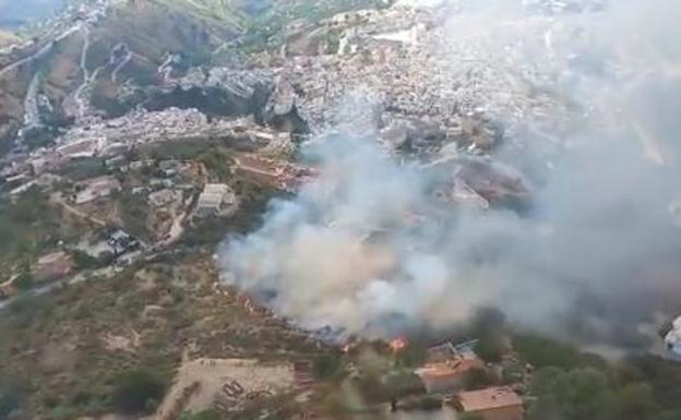 Extinguido el incendio forestal declarado el lunes en Cómpeta