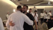 Benzema recibe al Real Madrid en el hotel de Los Ángeles