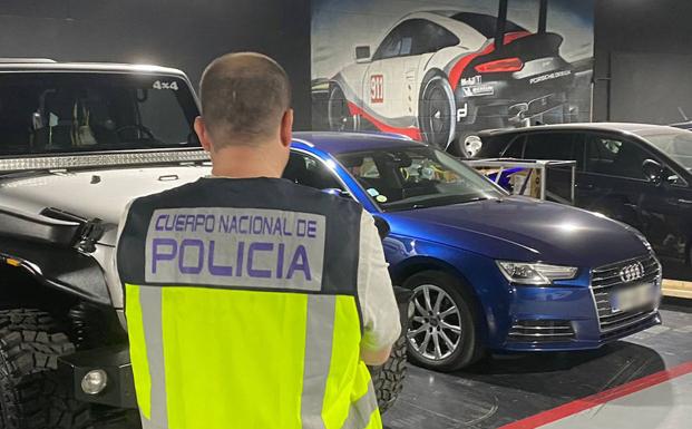 Detenido en Marbella el líder de una red criminal que blanqueaba dinero a través de la compraventa de coches de lujo