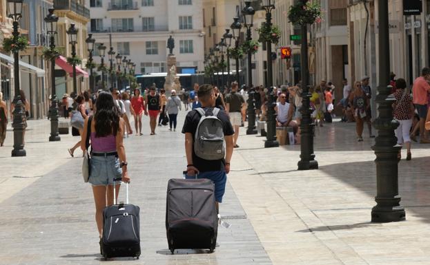 Aehcos se opone a una tasa turística, que cree que de implantarse debía afectar a todos los visitantes