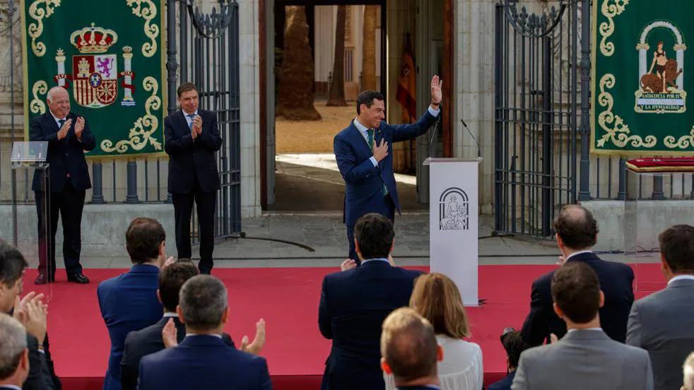 Juanma Moreno toma posesión de su cargo como presidente de la Junta de Andalucía