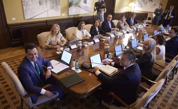 Libro de estilo y portavocía coral