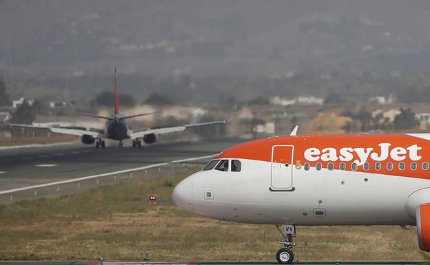 Desconvocados los tres últimos días de huelga en easyJet tras acordarse una subida salarial