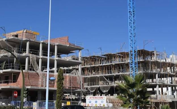 CC OO denuncia 19 obras en la provincia de Málaga por no evitar los golpes de calor en verano