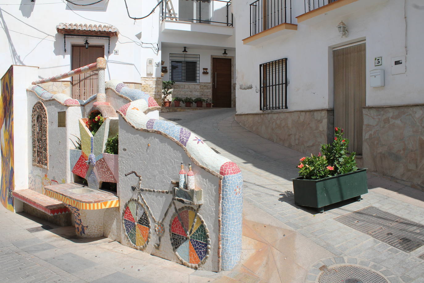 Moclinejo, aromas a moscatel en segunda línea de playa