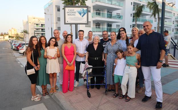 El Morche homenajea a dos tenientes de alcalde con sendas calles