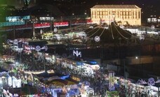 Comerciantes y hosteleros piden al Gobierno «hilar más fino» en las medidas para el ahorro energético, pero no temen que afecte a la Feria de Málaga