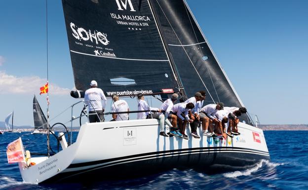 Los malagueños se sitúan segundos en la Copa del Rey de vela