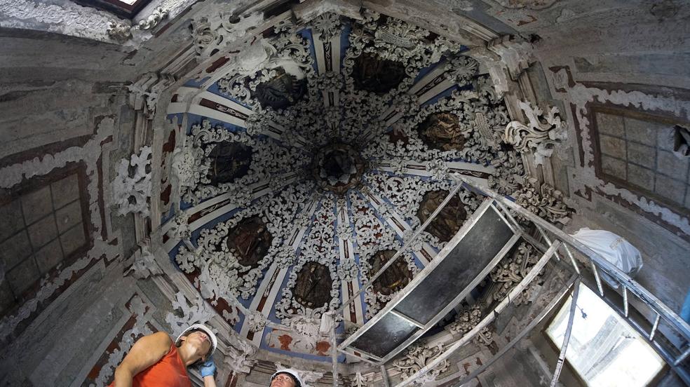 Así es el camarín barroco de Málaga escondido en El Perchel