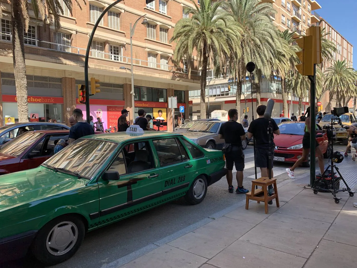 El rodaje de la serie 'Kaos' toma el centro de Málaga
