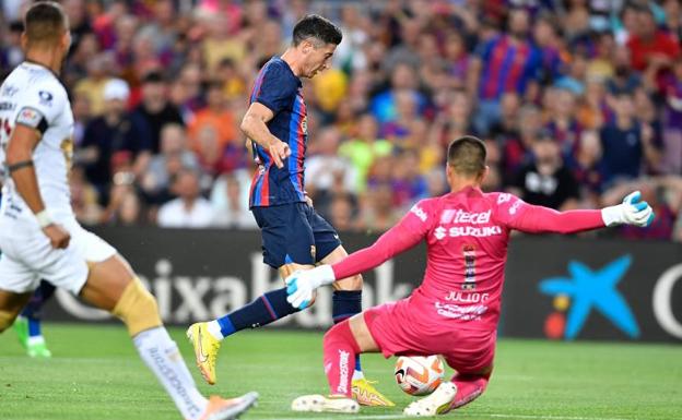 El Barça saca las garras ante Pumas