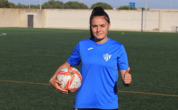 María Ruiz: «Ahora estoy más preparada que cuando jugué en Primera en el Málaga»