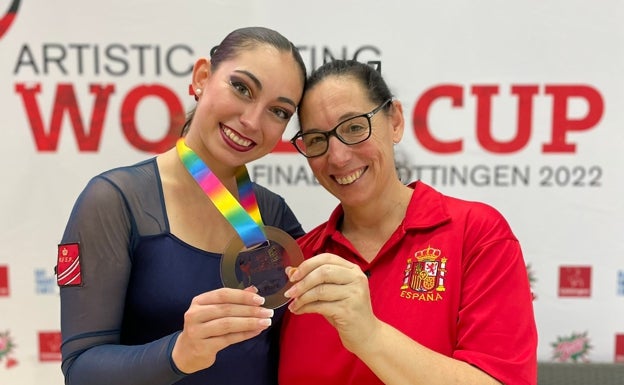 Natalia Baldizzone no perdona y se corona en la Copa del Mundo de patinaje artístico