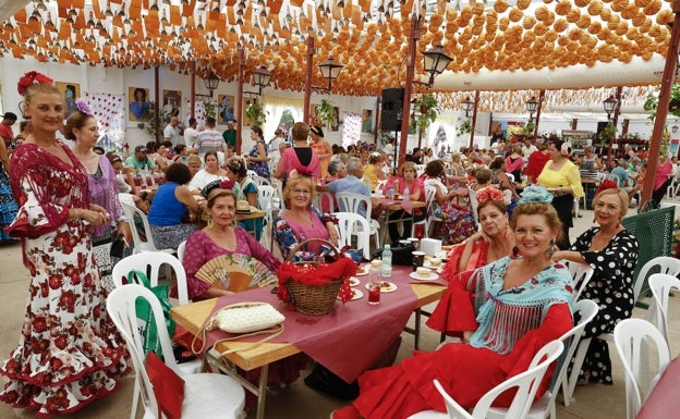 Las peñas y su ambiente familiar, el alma máter del real