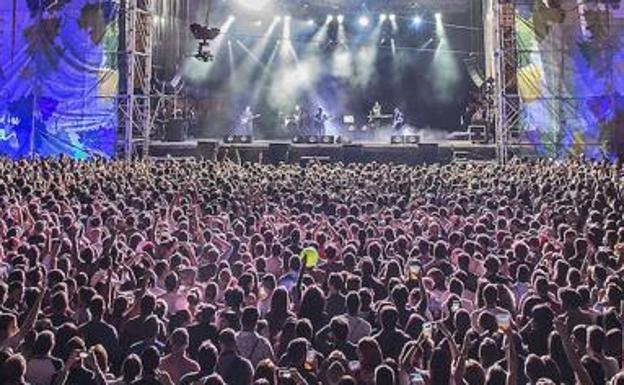 ¿Me pueden impedir entrar con comida a un festival de música? Diez irregularidades por las que se puede reclamar