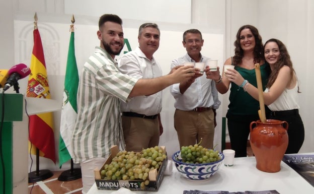 Almáchar retoma la Fiesta del Ajoblanco tras dos años de parón por la pandemia